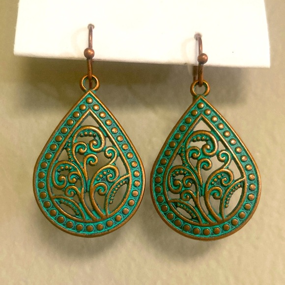 Copper/Patina look Western Earrings - Picture 4 of 4